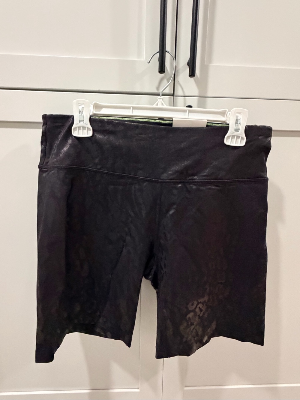 Calvin Klein Performance Black Leopard Biker Shorts XL 7” High Waist